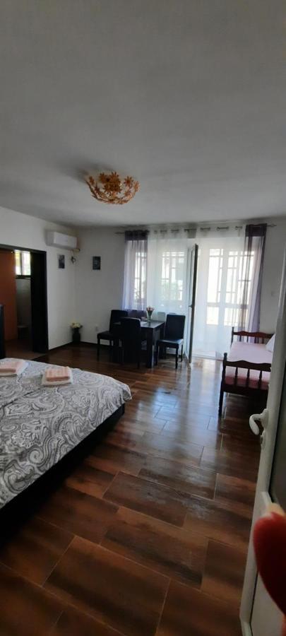Apartamento Stan Na Dan Dunja 2 Vrsac Exterior foto