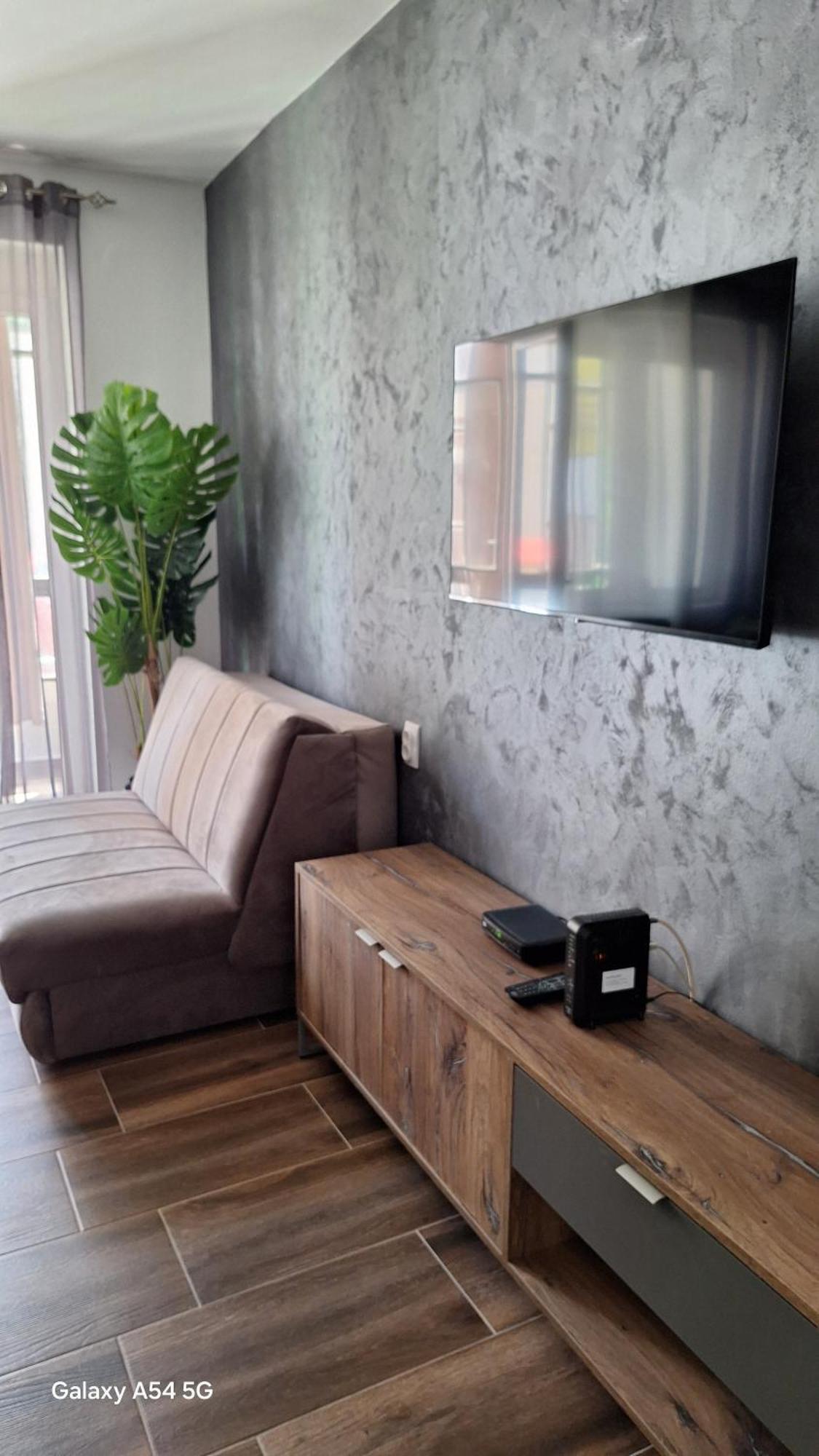 Apartamento Stan Na Dan Dunja 2 Vrsac Exterior foto