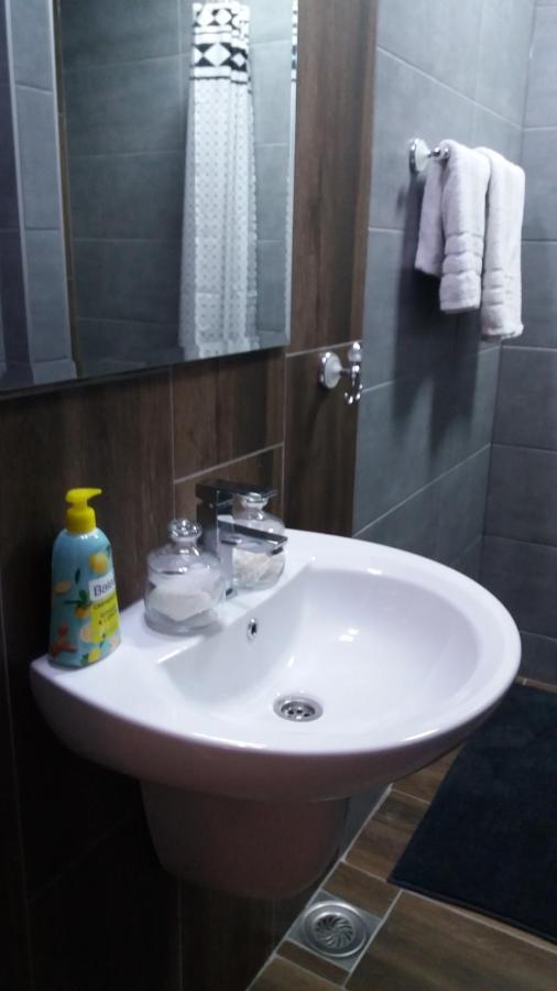Apartamento Stan Na Dan Dunja 2 Vrsac Exterior foto